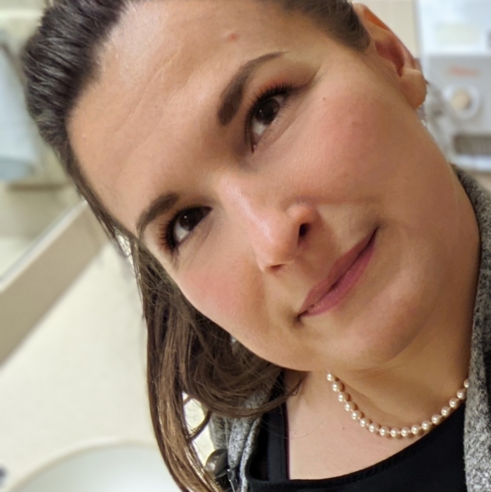 Meet your Posher, Amy